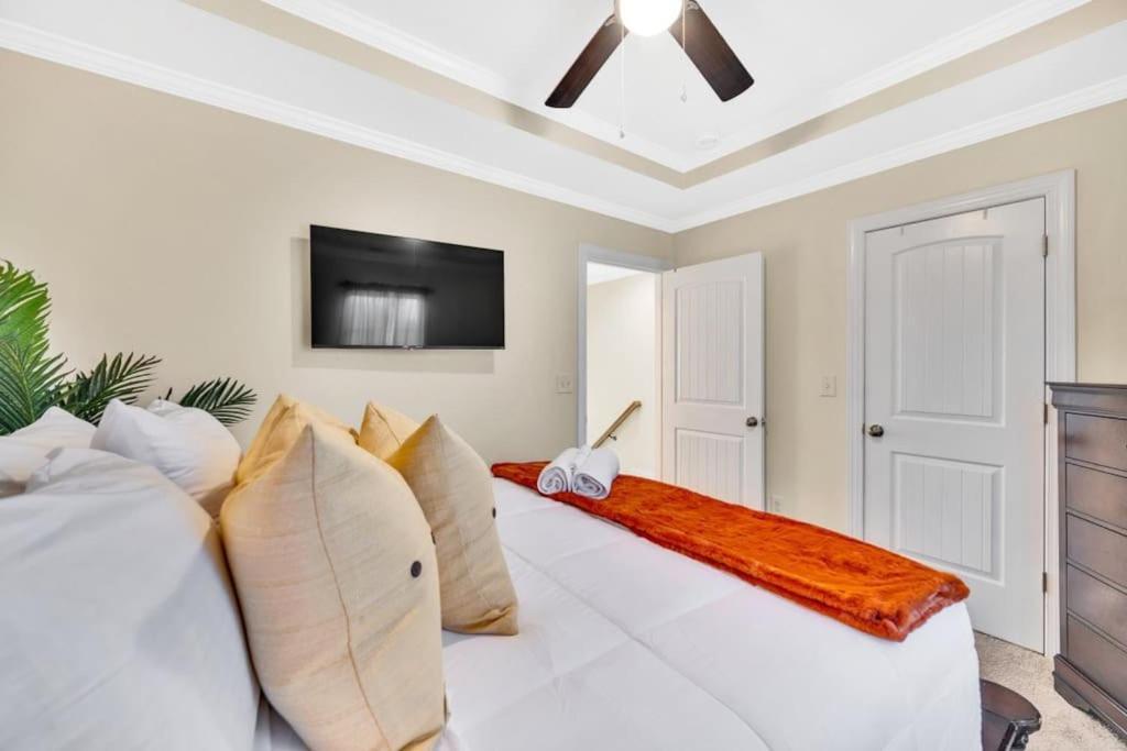 Cozy 2B Townhouse King Bed Free Parking Tv In Brs Villa Concord Exterior foto