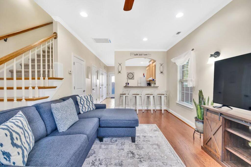 Cozy 2B Townhouse King Bed Free Parking Tv In Brs Villa Concord Exterior foto
